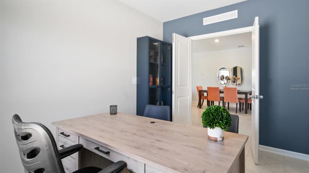 Active With Contract: $457,490 (4 beds, 3 baths, 2109 Square Feet)