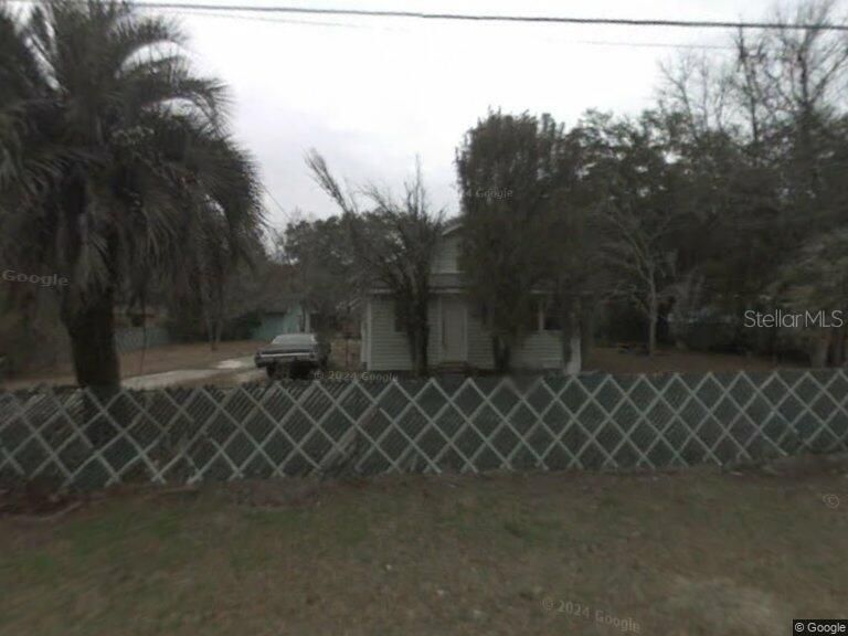 出租: $700 (1 贝兹, 1 浴室, 816 平方英尺)