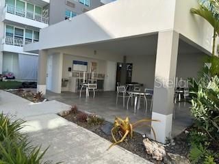 Active With Contract: $170,000 (3 beds, 2 baths, 1041 Square Feet)