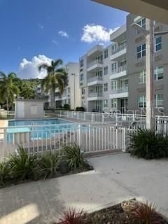 Active With Contract: $170,000 (3 beds, 2 baths, 1041 Square Feet)