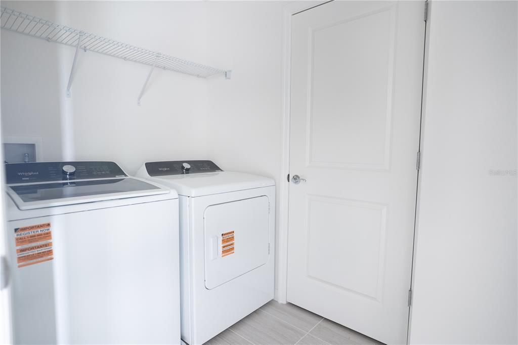 待售: $490,000 (4 贝兹, 3 浴室, 1847 平方英尺)