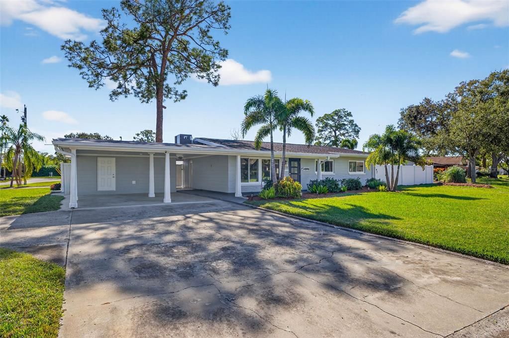 Под контрактом: $475,000 (3 спален, 3 ванн, 1507 Квадратных фут)