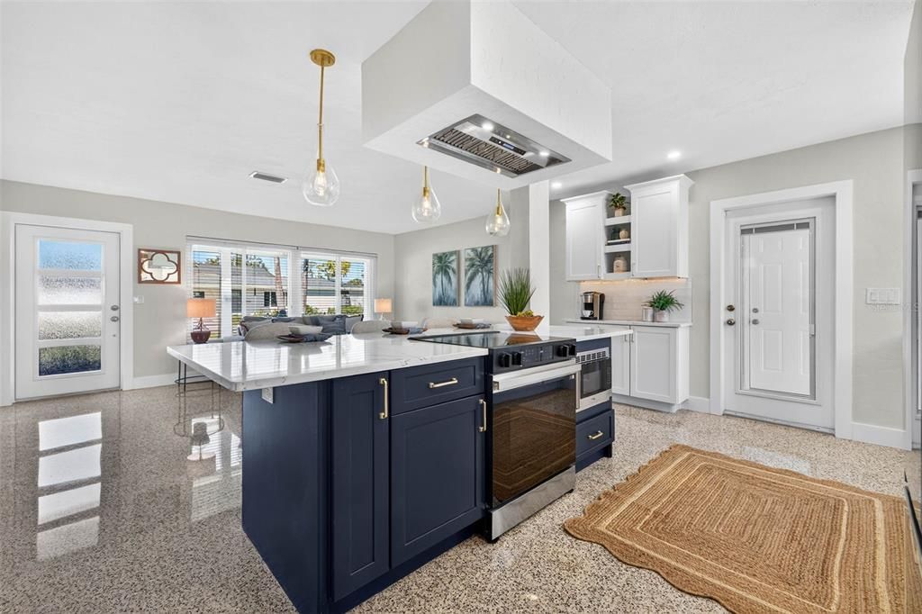 Под контрактом: $475,000 (3 спален, 3 ванн, 1507 Квадратных фут)