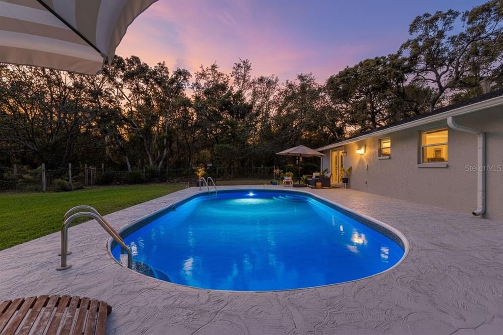 待售: $595,000 (4 贝兹, 2 浴室, 2736 平方英尺)