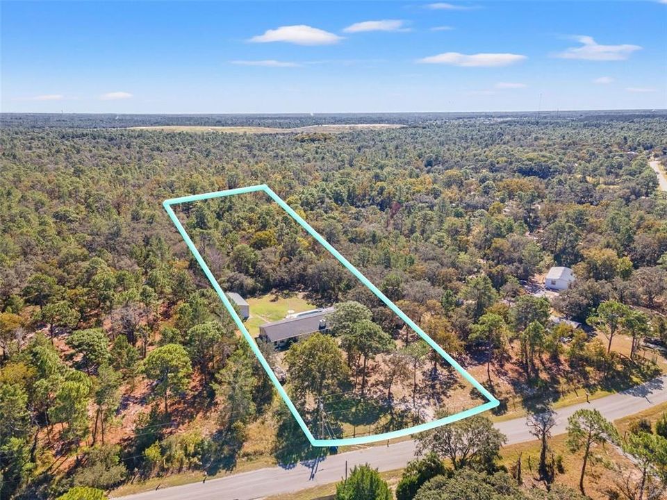 待售: $595,000 (4 贝兹, 2 浴室, 2736 平方英尺)