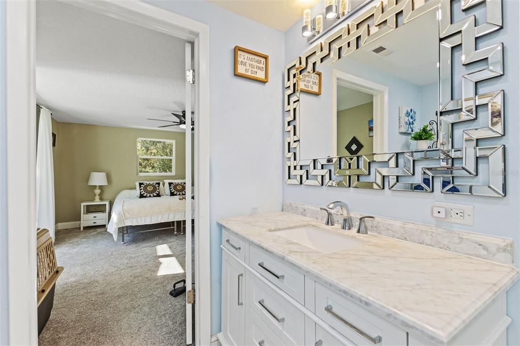 待售: $595,000 (4 贝兹, 2 浴室, 2736 平方英尺)