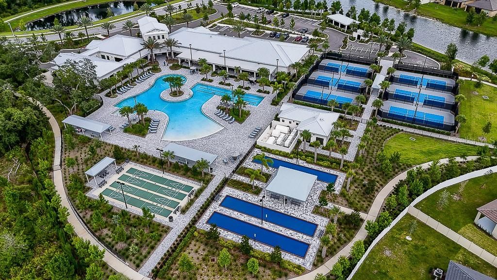 En Venta: $399,900 (3 camas, 3 baños, 2366 Pies cuadrados)