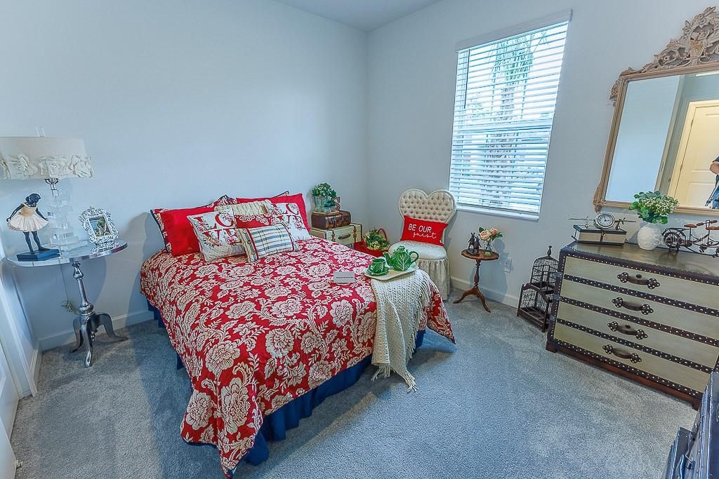 En Venta: $399,900 (3 camas, 3 baños, 2366 Pies cuadrados)