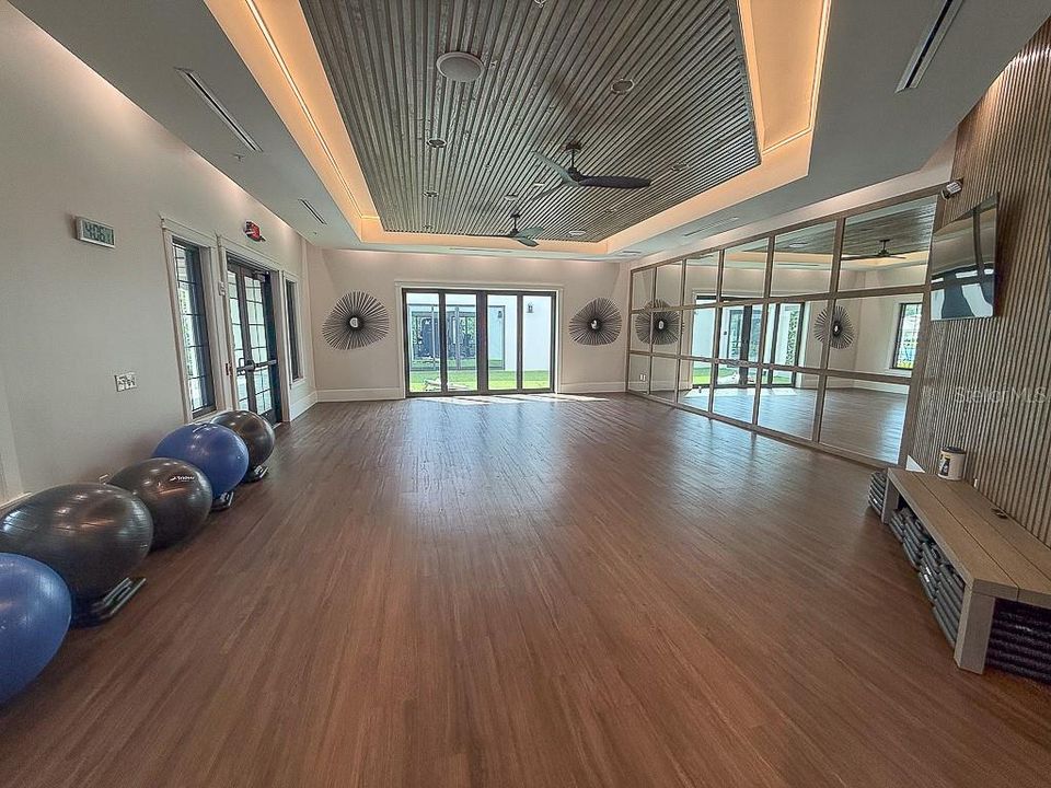 En Venta: $399,900 (3 camas, 3 baños, 2366 Pies cuadrados)