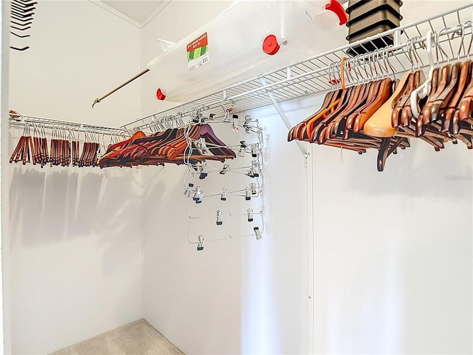 For Sale: $259,900 (2 beds, 2 baths, 1620 Square Feet)