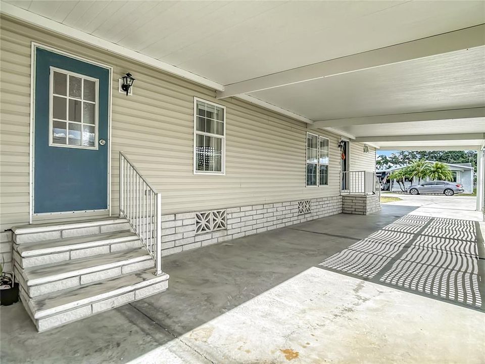 For Sale: $259,900 (2 beds, 2 baths, 1620 Square Feet)