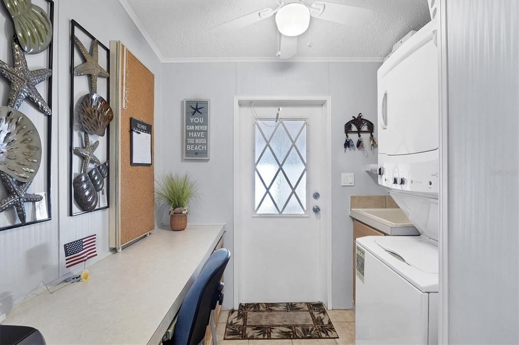 For Sale: $269,500 (2 beds, 2 baths, 1312 Square Feet)