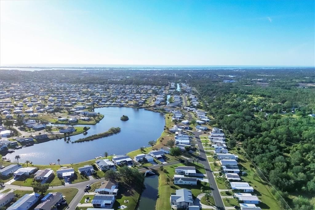 For Sale: $269,500 (2 beds, 2 baths, 1312 Square Feet)