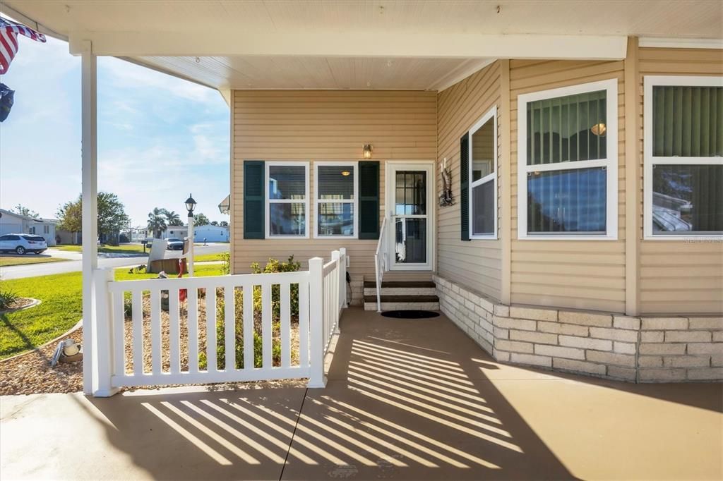 For Sale: $269,500 (2 beds, 2 baths, 1312 Square Feet)