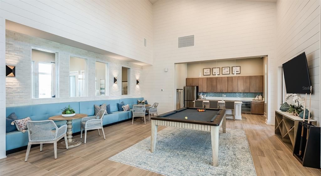 For Rent: $1,669 (1 beds, 1 baths, 726 Square Feet)