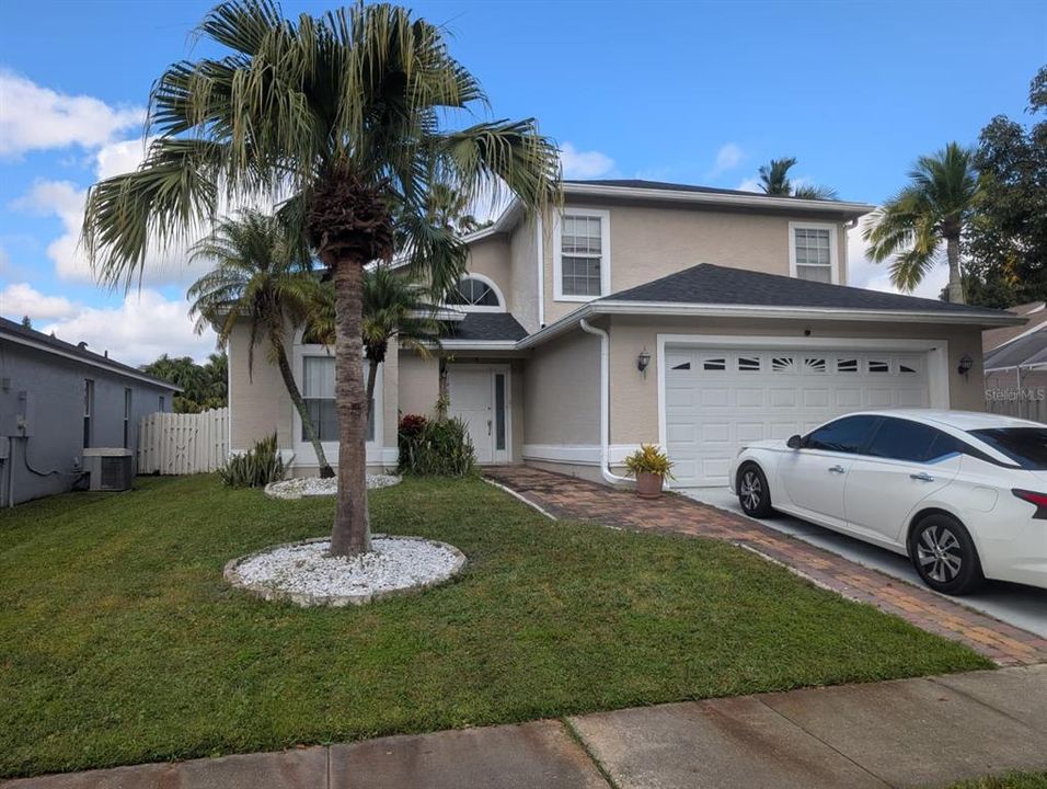 For Sale: $460,000 (4 beds, 2 baths, 1588 Square Feet)