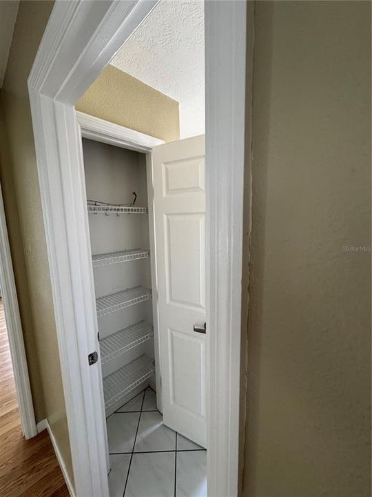 For Sale: $460,000 (4 beds, 2 baths, 1588 Square Feet)