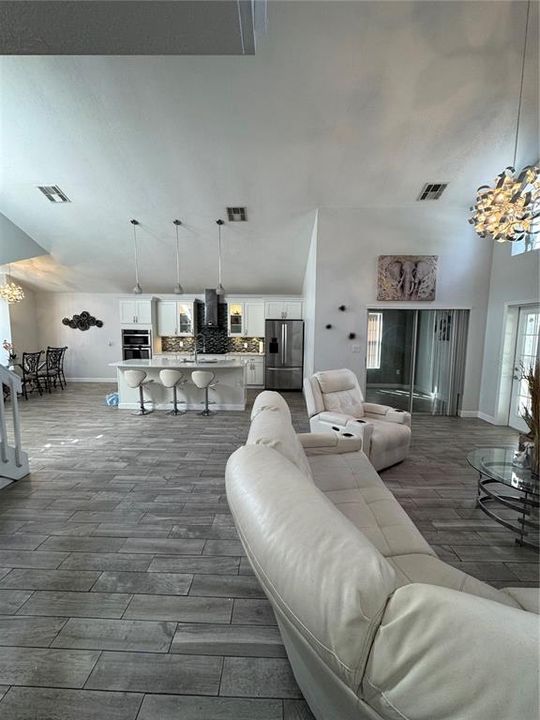 For Sale: $460,000 (4 beds, 2 baths, 1588 Square Feet)