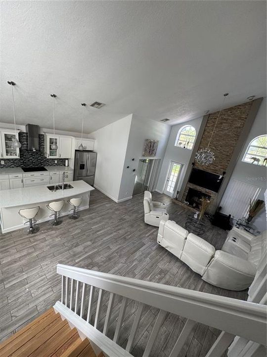 For Sale: $460,000 (4 beds, 2 baths, 1588 Square Feet)