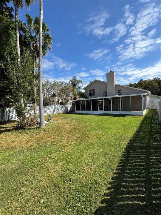 For Sale: $460,000 (4 beds, 2 baths, 1588 Square Feet)