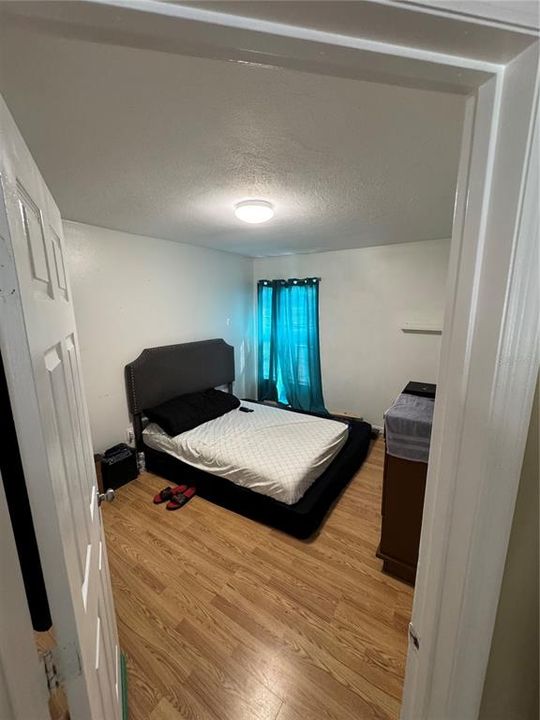 For Sale: $460,000 (4 beds, 2 baths, 1588 Square Feet)