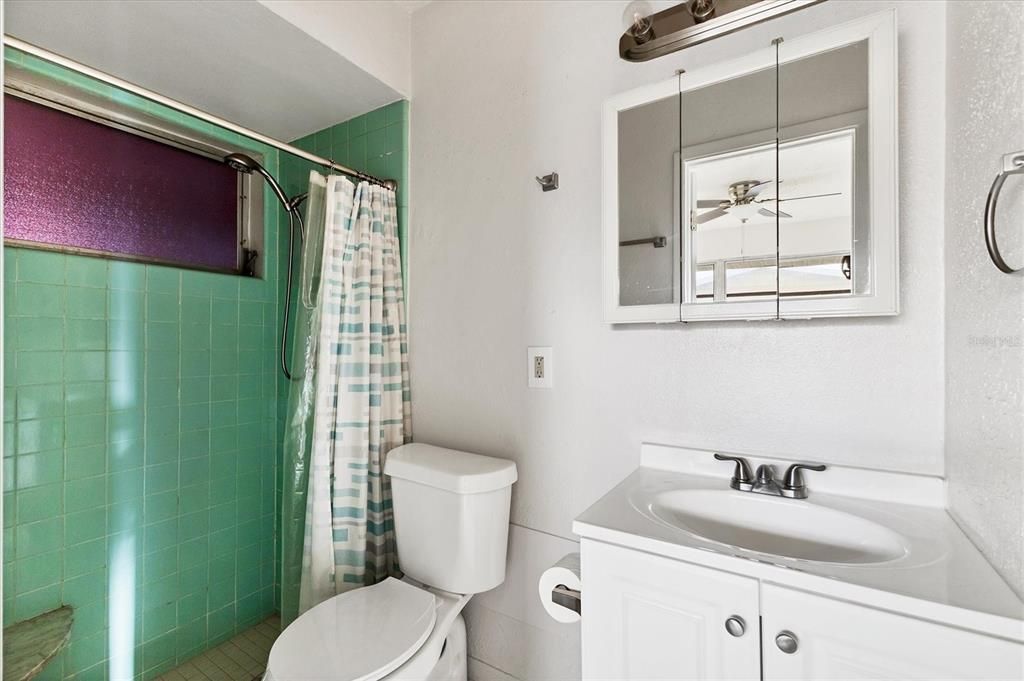 На продажу: $190,000 (3 спален, 2 ванн, 1040 Квадратных фут)