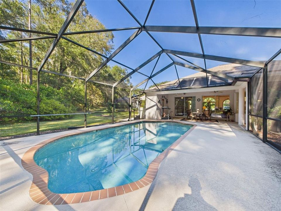 For Sale: $425,000 (3 beds, 2 baths, 2089 Square Feet)