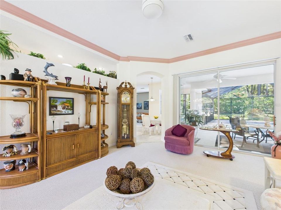 For Sale: $425,000 (3 beds, 2 baths, 2089 Square Feet)