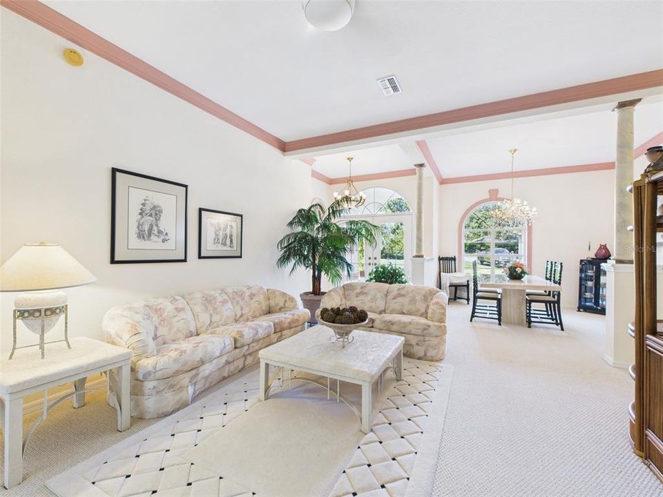 For Sale: $425,000 (3 beds, 2 baths, 2089 Square Feet)