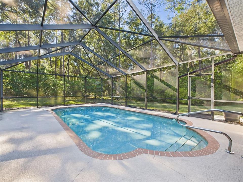 For Sale: $425,000 (3 beds, 2 baths, 2089 Square Feet)