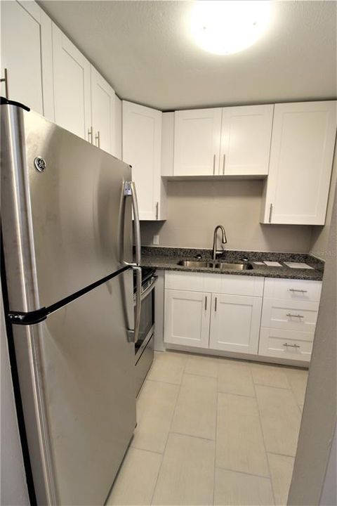 Recently Rented: $1,575 (2 beds, 1 baths, 675 Square Feet)