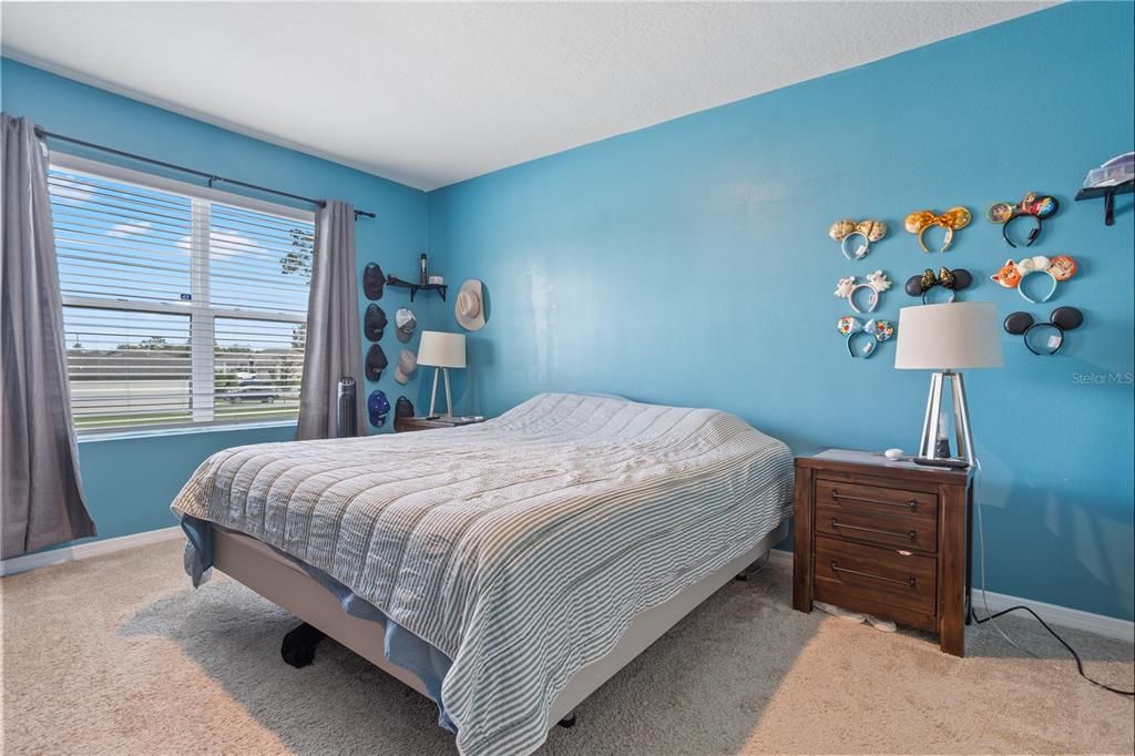 For Sale: $290,000 (4 beds, 2 baths, 1828 Square Feet)