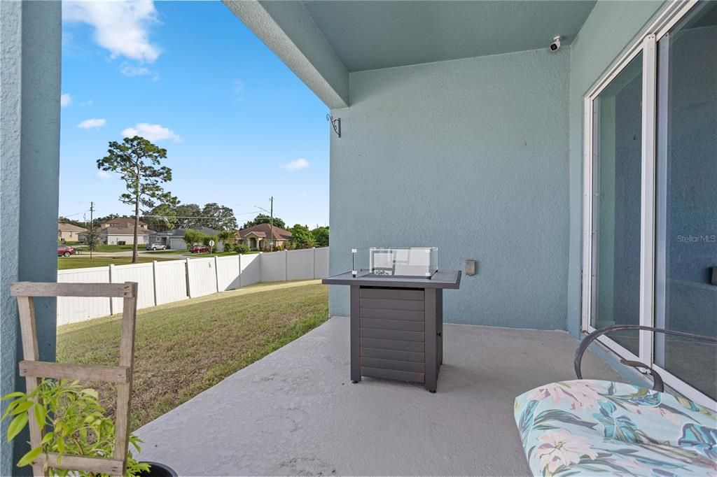 For Sale: $290,000 (4 beds, 2 baths, 1828 Square Feet)