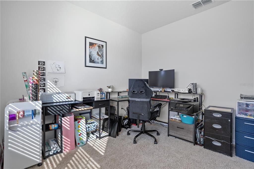 For Sale: $290,000 (4 beds, 2 baths, 1828 Square Feet)