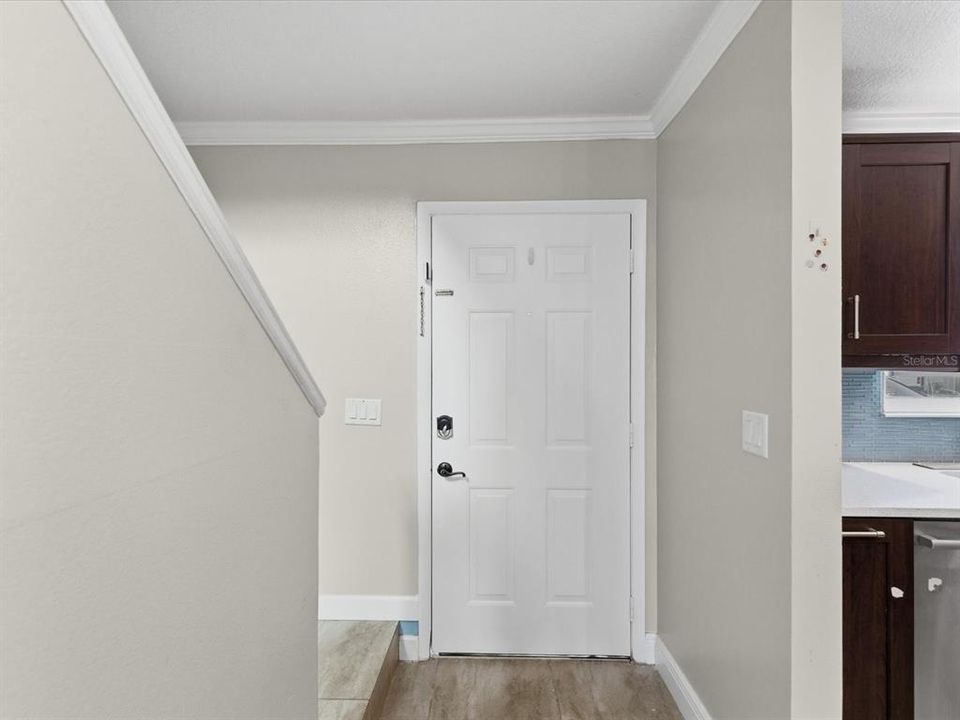 Activo con contrato: $239,000 (2 camas, 1 baños, 1080 Pies cuadrados)