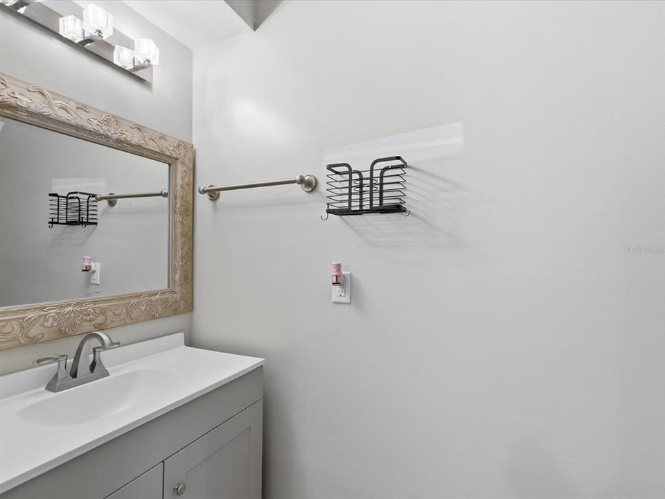 Activo con contrato: $239,000 (2 camas, 1 baños, 1080 Pies cuadrados)