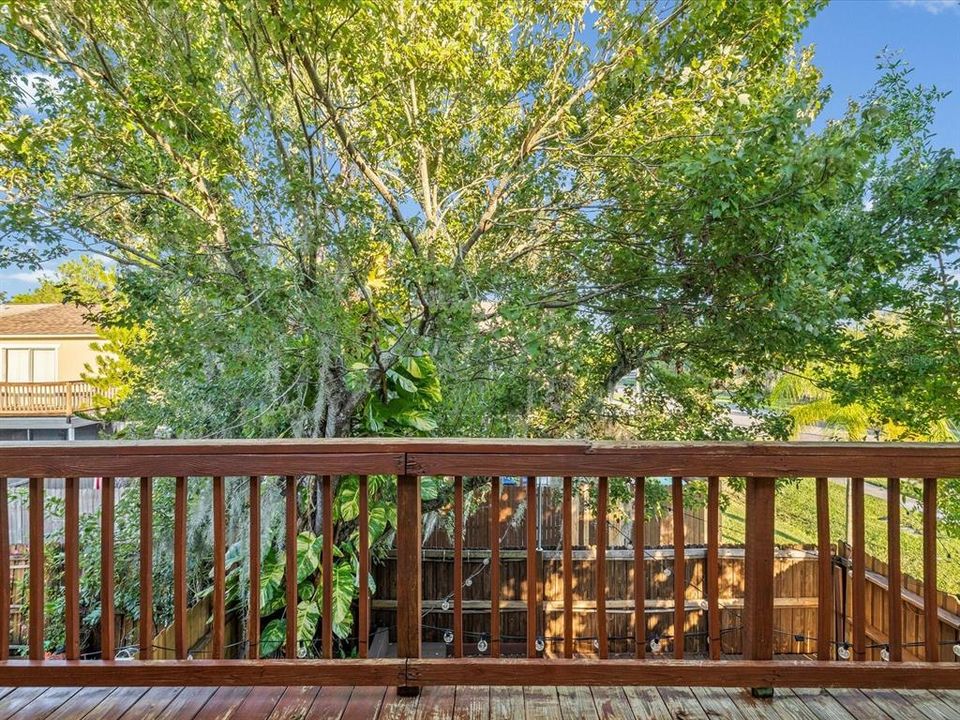 Activo con contrato: $239,000 (2 camas, 1 baños, 1080 Pies cuadrados)