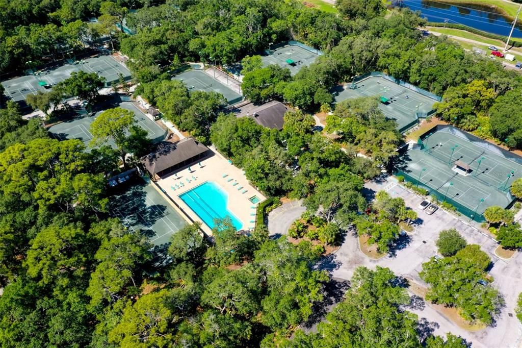 For Sale: $699,999 (3 beds, 2 baths, 2004 Square Feet)