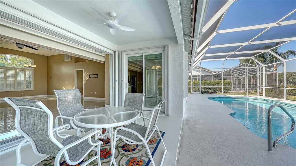 For Sale: $699,999 (3 beds, 2 baths, 2004 Square Feet)