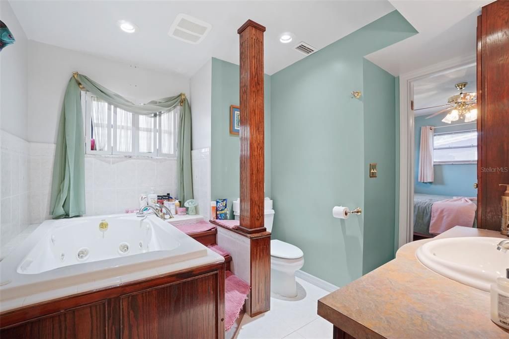 En Venta: $362,500 (3 camas, 1 baños, 1353 Pies cuadrados)