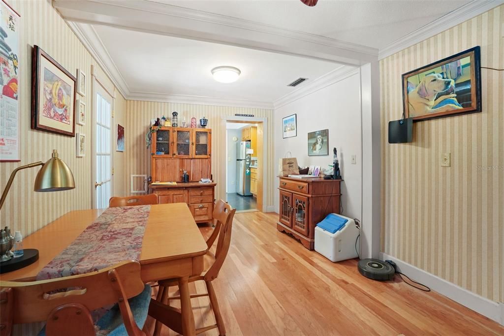 En Venta: $362,500 (3 camas, 1 baños, 1353 Pies cuadrados)