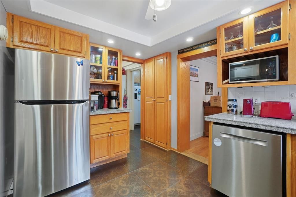 En Venta: $362,500 (3 camas, 1 baños, 1353 Pies cuadrados)