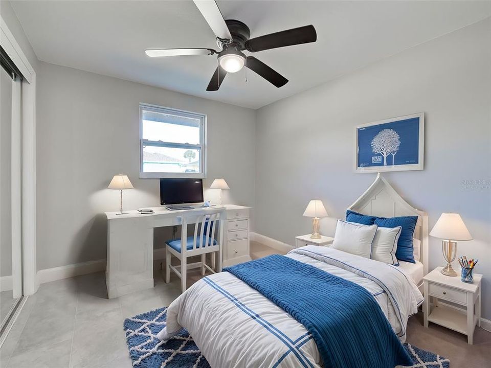 En Renta: $2,700 (3 camas, 2 baños, 1860 Pies cuadrados)