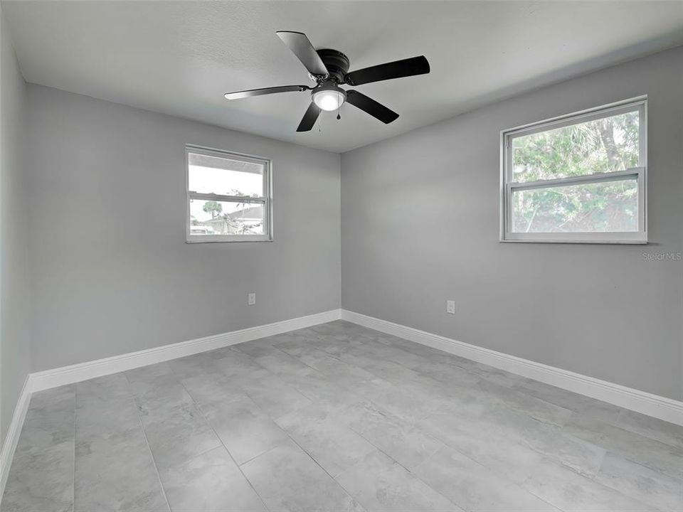 En Renta: $2,700 (3 camas, 2 baños, 1860 Pies cuadrados)