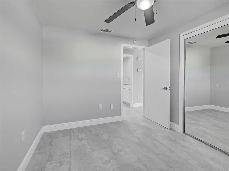 En Renta: $2,700 (3 camas, 2 baños, 1860 Pies cuadrados)