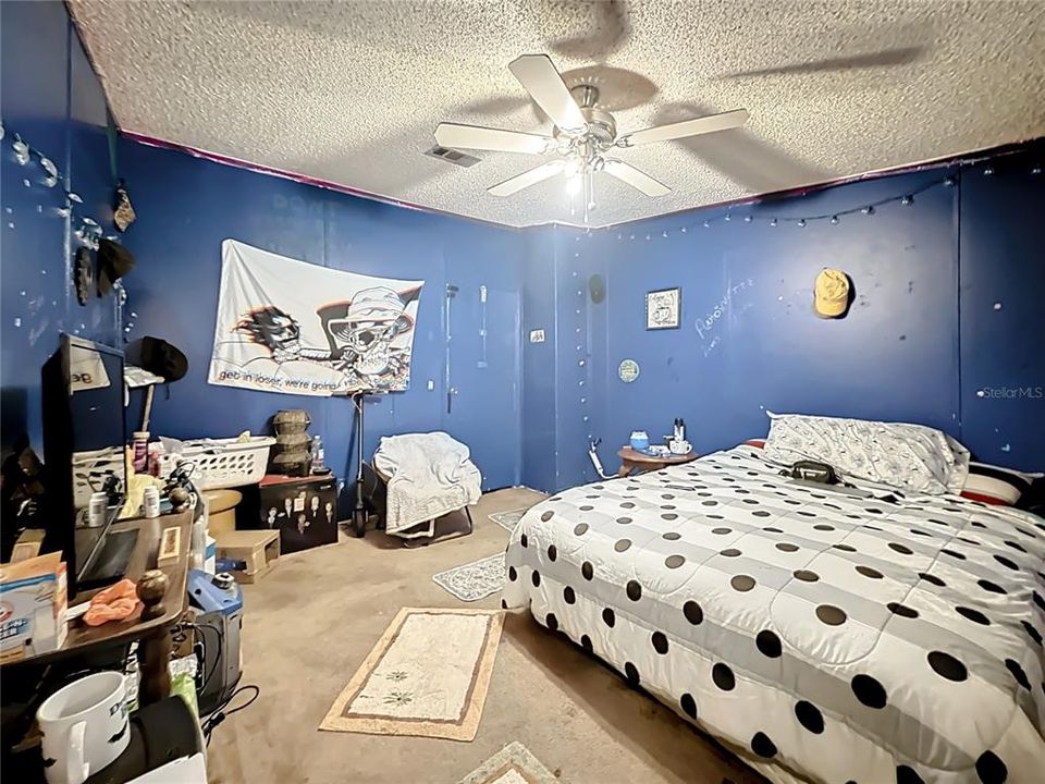 En Venta: $189,999 (4 camas, 2 baños, 2362 Pies cuadrados)