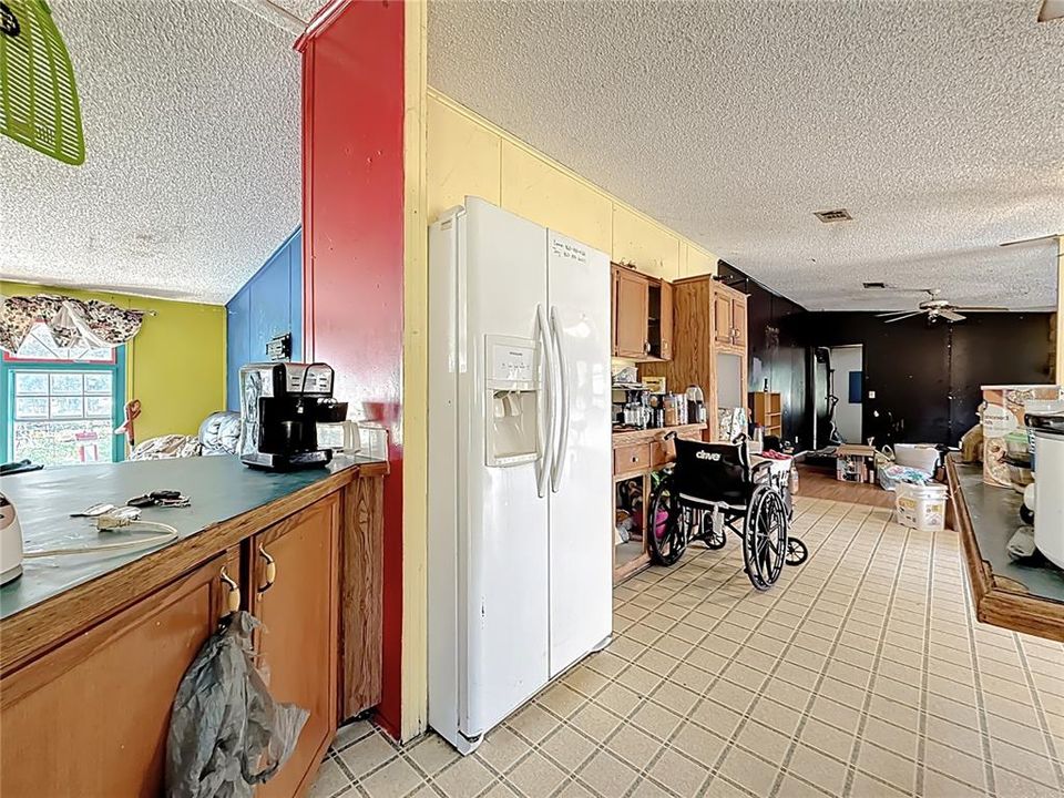 En Venta: $189,999 (4 camas, 2 baños, 2362 Pies cuadrados)