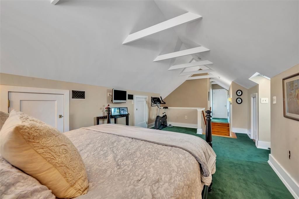 待售: $985,000 (4 贝兹, 3 浴室, 3137 平方英尺)