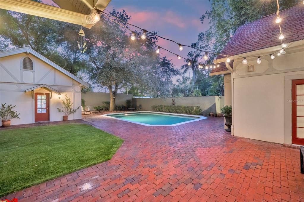 待售: $985,000 (4 贝兹, 3 浴室, 3137 平方英尺)