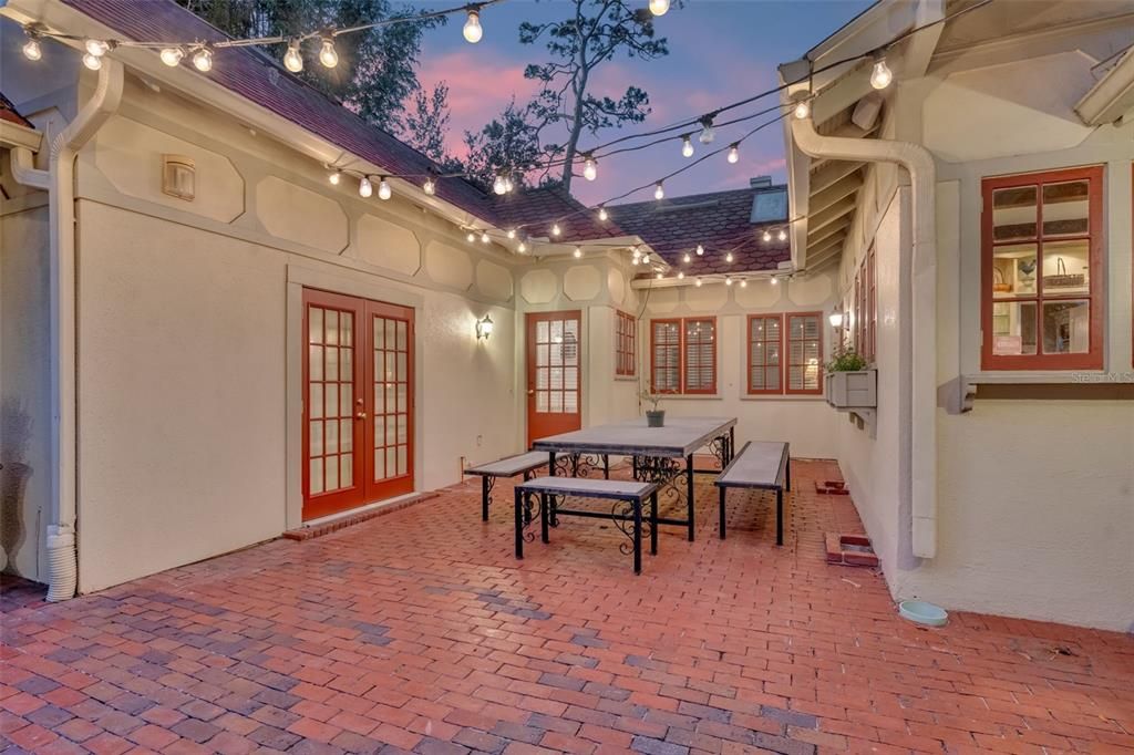 待售: $985,000 (4 贝兹, 3 浴室, 3137 平方英尺)